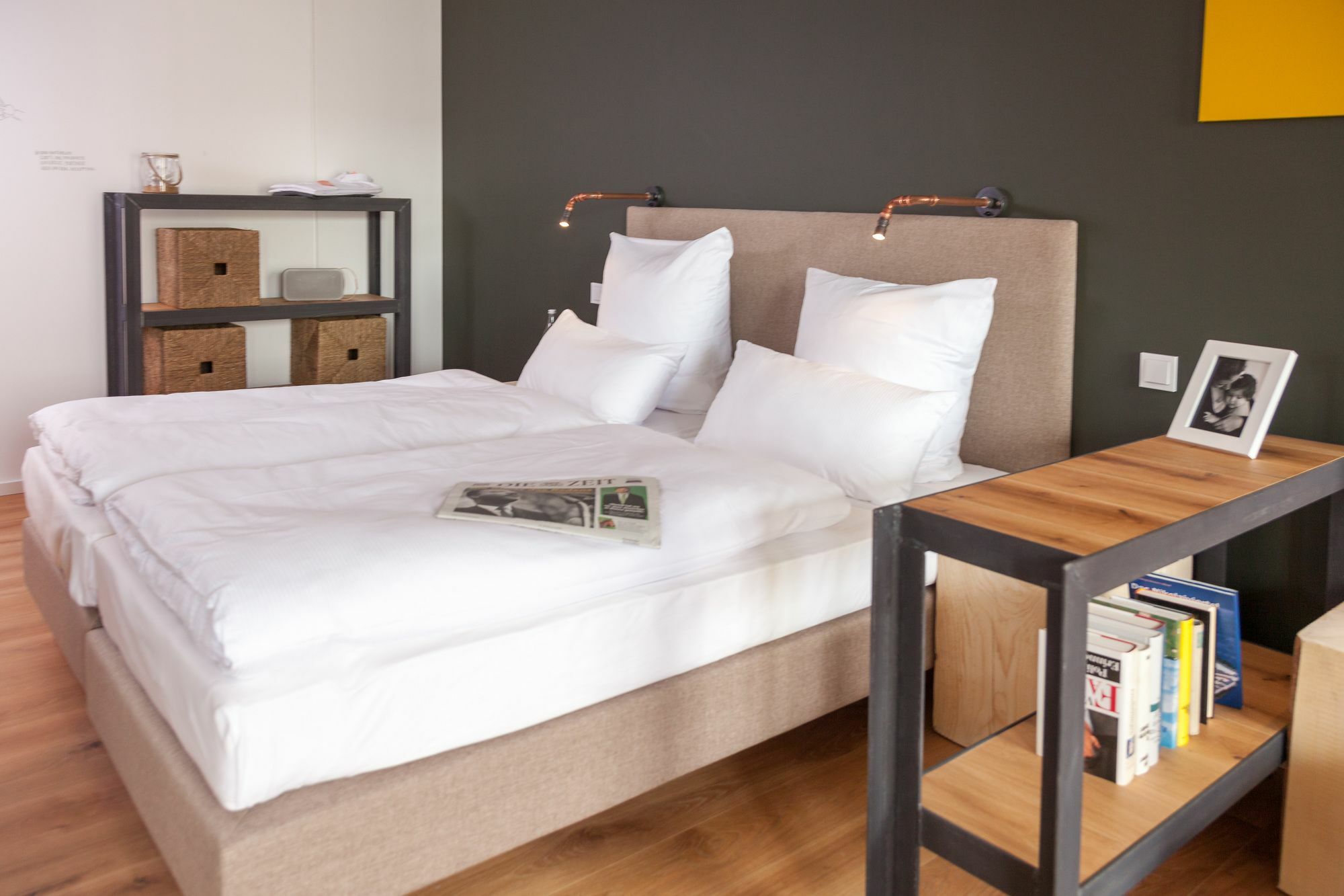 Staycity Aparthotels Dresden City Centre Extérieur photo A bedroom